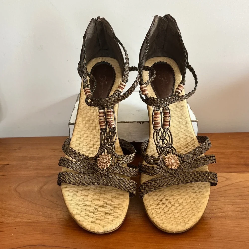 Forever Link Womens Brown Braided Wedge Sandals Boho Beaded Strappy Size 10